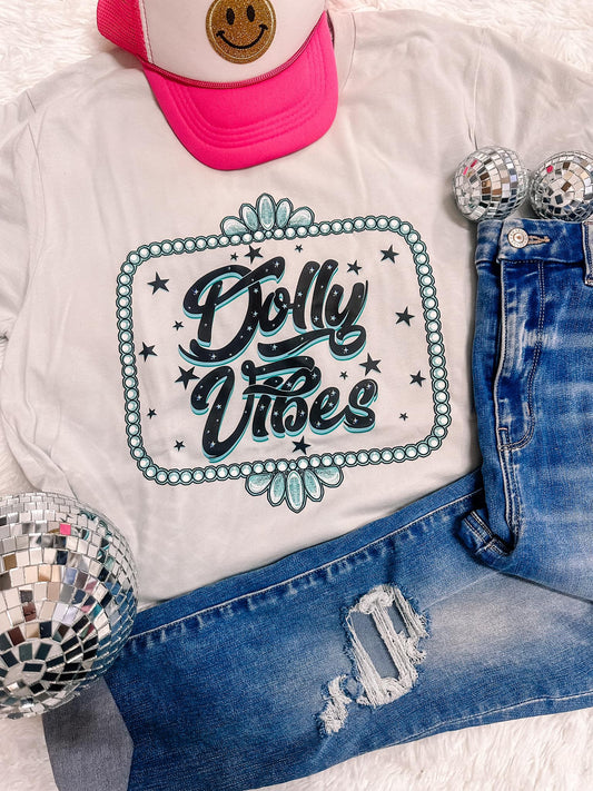 Dolly Vibes Bella Canvas Graphic Tee