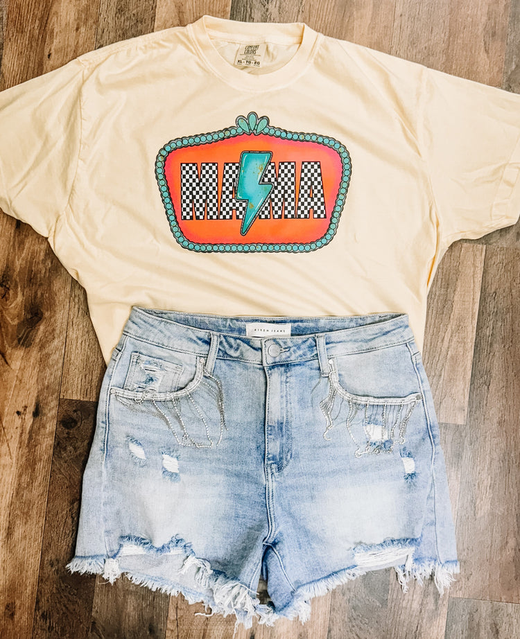 Peach Frame Mama Comfort Colors Graphic Tee